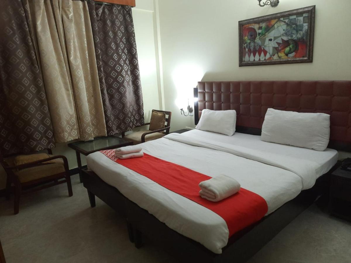 Hotel Surya Beach Inn Пури Экстерьер фото